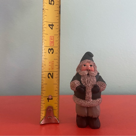 Vintage Gail Laura Jolly Santa In Forest Green 3” Tall - Picture 5 of 7